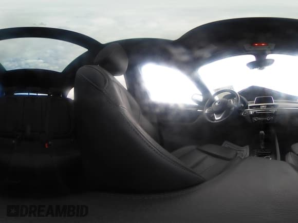 ✅ 2018 BMW X1 xDrive28i • VIN: WBXHT3C32J5L30876 • Lot: 43601112. Listed on IAAI with 27,972 mi. Free auction sales archive from the USA and detailed vehicle history report at DreamBid. Image 19.