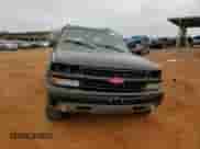 2002 Chevrolet Suburban Z71 z VIN 3GNFK16Z72G349789, wystawiony jako Copart lot #79714354 z przebiegiem 290 525 mil mil oraz Szkoda całkowita • Salvage title. Historia ofert i sprzedaży dostępna na DreamBid. Obrazek 11.