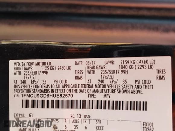 ✅ 2017 Ford Escape SE • VIN: 1FMCU9GD6HUE82570 • Lot: 91815605. Wystawiony na Copart z przebiegiem Nie podano. Bezpłatny archiwum sprzedaży aukcyjnych z USA i szczegółowy raport historii pojazdu na DreamBid. Zdjęcie 13.