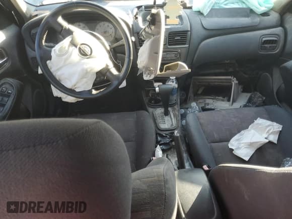 ✅ 2001 Nissan Sentra SE • VIN: 3N1BB51D01L116629 • Lot: 92816015. Listed on Copart with 172,600 mi. Free auction sales archive from the USA and detailed vehicle history report at DreamBid. Image 8.