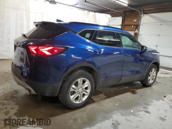 ✅ 2022 Chevrolet Blazer LT • VIN: 3GNKBJRS7NS140034 • Lot: 47756585. Listed on Copart with 16,469 mi. Free auction sales archive from the USA and detailed vehicle history report at DreamBid. Image 3.