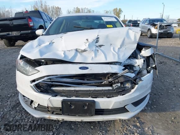 ✅ 2018 Ford Fusion SE • VIN: 3FA6P0LU4JR169997 • Lot: 43556652. Listed on IAAI with 119,771 mi. Free auction sales archive from the USA and detailed vehicle history report at DreamBid. Image 12.