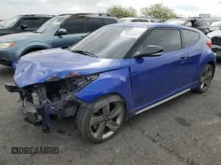 2013 Hyundai Veloster Turbo с VIN KMHTC6AE6DU159195, выставлен на аукционе Copart как лот 70498595 с пробегом 132 896 миль миль и Списание • Salvage title. История ставок и продаж доступна на DreamBid. Изображение 1.