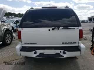 2003 Chevrolet Blazer LS z VIN 1GNDT13X13K179026, wystawiony jako Copart lot #71979684 z przebiegiem 213 519 mil mil oraz Szkoda całkowita • Salvage title. Historia ofert i sprzedaży dostępna na DreamBid. Obrazek 6.