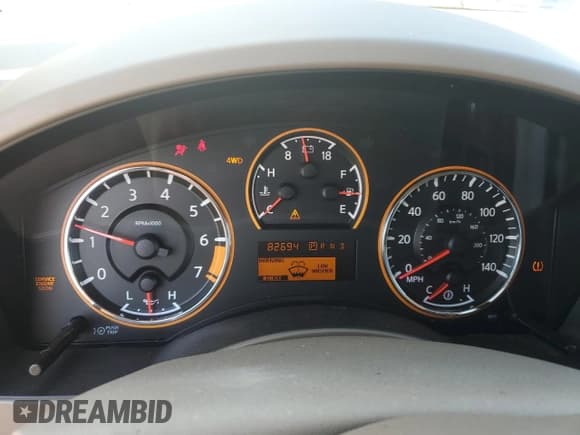 ✅ 2011 Nissan Titan SL • VIN: 1N6AA0EC9BN323597 • Lot: 68928145. Listed on Copart with 82,694 mi. Free auction sales archive from the USA and detailed vehicle history report at DreamBid. Image 9.