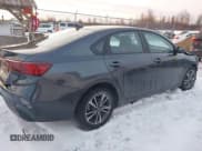 ✅ 2023 Kia Forte LX • VIN: 3KPF24AD3PE675758 • Лот: 41706634. Опубликован ранее на IAAI с пробегом 17 828 миль. Бесплатный доступ к архиву аукционных продаж из США и подробный отчёт об истории автомобиля на DreamBid. Изображение 4.