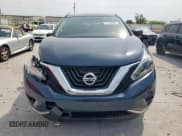 ✅ 2018 Nissan Murano S • VIN: 5N1AZ2MG8JN135661 • Lot: 71736545. Wystawiony na Copart z przebiegiem 121 499 mil. Bezpłatny archiwum sprzedaży aukcyjnych z USA i szczegółowy raport historii pojazdu na DreamBid. Zdjęcie 5.