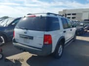 ✅ 2005 Ford Explorer XLS • VIN: 1FMZU62K75UA37796 • Lot: 42826535. Wystawiony na IAAI z przebiegiem 97 807 mil. Bezpłatny archiwum sprzedaży aukcyjnych z USA i szczegółowy raport historii pojazdu na DreamBid. Zdjęcie 4.