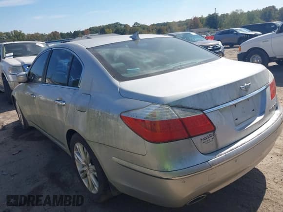 ✅ 2009 Hyundai Genesis • VIN: KMHGC46F59U047308 • Лот: 43487666. Опубликован ранее на IAAI с пробегом Не указан. Бесплатный доступ к архиву аукционных продаж из США и подробный отчёт об истории автомобиля на DreamBid. Изображение 3.