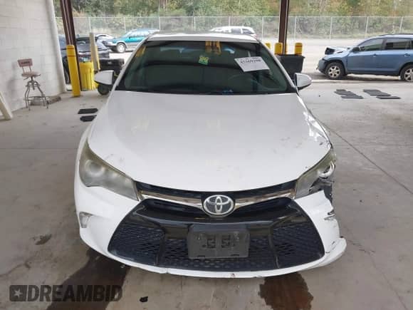 2016 Toyota Camry LE z VIN 4T1BF1FK8GU245813, wystawiony jako IAAI lot #43369308 z przebiegiem 97 361 mil mil oraz . Historia ofert i sprzedaży dostępna na DreamBid. Obrazek 13.