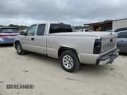 ✅ 2005 Chevrolet Silverado 1500 LS • VIN: 1GCEC19V75Z124299 • Лот: 71563774. Опубликован ранее на Copart с пробегом 326 354 миль. Бесплатный доступ к архиву аукционных продаж из США и подробный отчёт об истории автомобиля на DreamBid. Изображение 2.