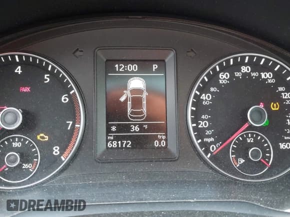 ✅ 2016 Volkswagen Eos Komfort • VIN: WVWBW8AH2GV001111 • Lot: 43756379. Wystawiony na IAAI z przebiegiem 68 172 mil. Bezpłatny archiwum sprzedaży aukcyjnych z USA i szczegółowy raport historii pojazdu na DreamBid. Zdjęcie 15.