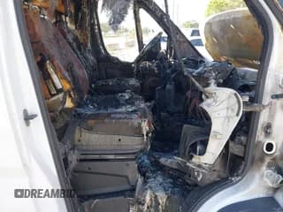 ✅ 2015 Ram ProMaster • VIN: 3C6TRVND8FE504363 • Lot: 42139840. Wystawiony na IAAI z przebiegiem Nie podano. Bezpłatny archiwum sprzedaży aukcyjnych z USA i szczegółowy raport historii pojazdu na DreamBid. Zdjęcie 5.