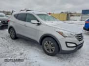 ✅ 2014 Hyundai Santa Fe • VIN: 5XYZU3LBXEG171415 • Lot: 95540585. Wystawiony na Copart z przebiegiem 109 817 mil. Bezpłatny archiwum sprzedaży aukcyjnych z USA i szczegółowy raport historii pojazdu na DreamBid. Zdjęcie 4.