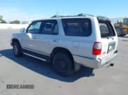 ✅ 2000 Toyota 4Runner SR5 • VIN: JT3GN86R9Y0145915 • Lot: 43774694. Wystawiony na IAAI z przebiegiem 240 984 mil. Bezpłatny archiwum sprzedaży aukcyjnych z USA i szczegółowy raport historii pojazdu na DreamBid. Zdjęcie 3.