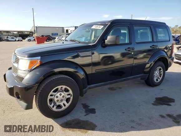 2010 Dodge Nitro SE с VIN 1D4PT2GK3AW105206, выставлен на аукционе Copart как лот 77496764 с пробегом 114 603 миль миль и Чистый • Clean title. История ставок и продаж доступна на DreamBid. Изображение 1.