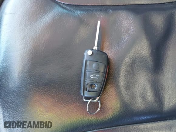 ✅ 2009 Audi Q7 • VIN: WA1AY74L69D002880 • Lot: 41416826. Wystawiony na IAAI z przebiegiem 157 344 mil. Bezpłatny archiwum sprzedaży aukcyjnych z USA i szczegółowy raport historii pojazdu na DreamBid. Zdjęcie 11.