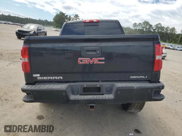 ✅ 2015 GMC Sierra 1500 Denali • VIN: 3GTU2WEC6FG281551 • Лот: 81799365. Опубликован ранее на Copart с пробегом 179 019 миль. Бесплатный доступ к архиву аукционных продаж из США и подробный отчёт об истории автомобиля на DreamBid. Изображение 6.