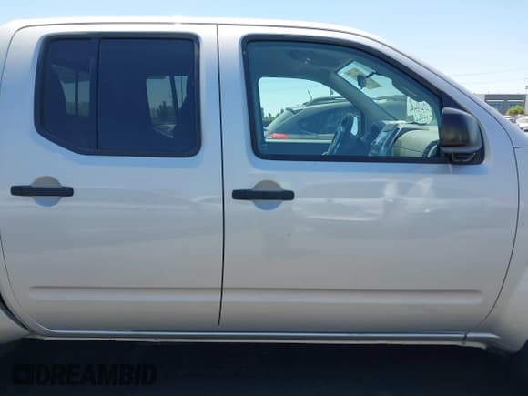 ✅ 2018 Nissan Frontier SV • VIN: 1N6AD0ER5JN739687 • Lot: 43012851. Listed on IAAI with 84,692 mi. Free auction sales archive from the USA and detailed vehicle history report at DreamBid. Image 13.