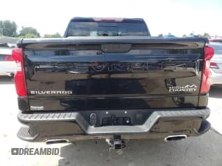 ✅ 2019 Chevrolet Silverado 1500 High Country • VIN: 1GCUYHEL3KZ186174 • Lot: 64402624. Wystawiony na Copart z przebiegiem 119 465 mil. Bezpłatny archiwum sprzedaży aukcyjnych z USA i szczegółowy raport historii pojazdu na DreamBid. Zdjęcie 6.