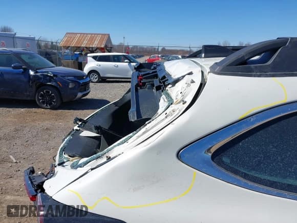 ✅ 2021 Subaru Outback • VIN: 4S4BTAAC2M3175980 • Lot: 41866110. Wystawiony na IAAI z przebiegiem 76 360 mil. Bezpłatny archiwum sprzedaży aukcyjnych z USA i szczegółowy raport historii pojazdu na DreamBid. Zdjęcie 19.