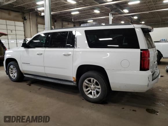 ✅ 2015 Chevrolet Suburban LT • VIN: 1GNSKJKC2FR502732 • Lot: 81781004. Wystawiony na Copart z przebiegiem 211 595 mil. Bezpłatny archiwum sprzedaży aukcyjnych z USA i szczegółowy raport historii pojazdu na DreamBid. Zdjęcie 2.