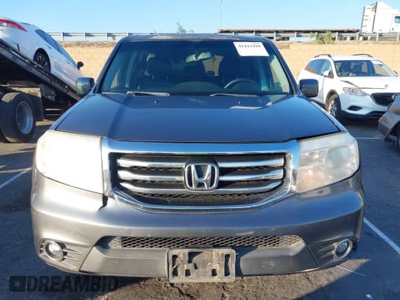 ✅ 2013 Honda Pilot EX-L • VIN: 5FNYF3H77DB038563 • Lot: 41442289. Listed on IAAI with 136,250 mi. Free auction sales archive from the USA and detailed vehicle history report at DreamBid. Image 12.