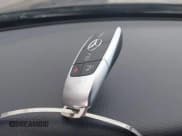 ✅ 2021 Mercedes-Benz C 300 • VIN: W1KWF8EB9MR609337 • Lot: 42653947. Wystawiony na IAAI z przebiegiem 32 375 mil. Bezpłatny archiwum sprzedaży aukcyjnych z USA i szczegółowy raport historii pojazdu na DreamBid. Zdjęcie 11.