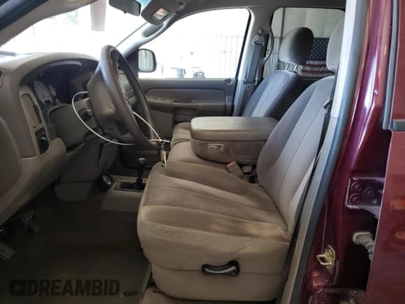 ✅ 2003 Dodge 1500 ST • VIN: 1D7HU18D93S225794 • Лот: 72450964. Опубликован ранее на Copart с пробегом 193 854 миль. Бесплатный доступ к архиву аукционных продаж из США и подробный отчёт об истории автомобиля на DreamBid. Изображение 7.