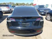 ✅ 2019 Tesla Model 3 Long Range • VIN: 5YJ3E1EB5KF197041 • Lot: 43581336. Wystawiony na IAAI z przebiegiem 106 400 mil. Bezpłatny archiwum sprzedaży aukcyjnych z USA i szczegółowy raport historii pojazdu na DreamBid. Zdjęcie 16.