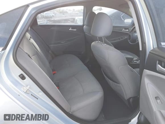 ✅ 2013 Hyundai Sonata GLS • VIN: 5NPEB4AC2DH723776 • Лот: 43616358. Опубликован ранее на IAAI с пробегом 120 230 миль. Бесплатный доступ к архиву аукционных продаж из США и подробный отчёт об истории автомобиля на DreamBid. Изображение 8.