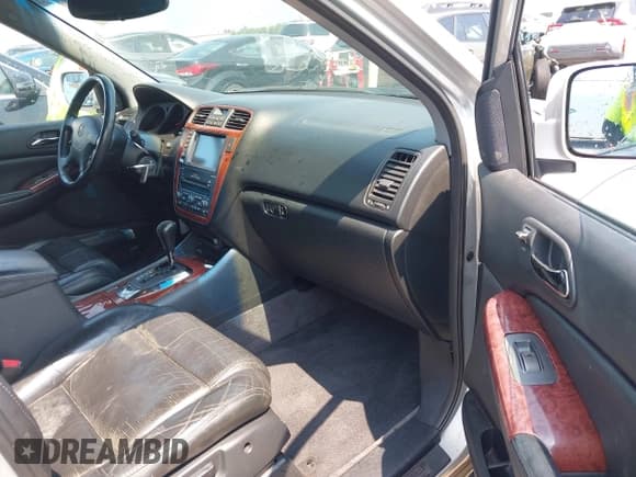 ✅ 2005 Acura MDX Touring • VIN: 2HNYD18925H528278 • Lot: 42509899. Wystawiony na IAAI z przebiegiem 262 477 mil. Bezpłatny archiwum sprzedaży aukcyjnych z USA i szczegółowy raport historii pojazdu na DreamBid. Zdjęcie 5.