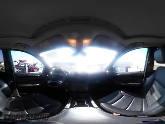 ✅ 2011 Mercedes-Benz M 350 • VIN: 4JGBB5GB2BA700733 • Lot: 42878205. Listed on IAAI with 140,873 mi. Free auction sales archive from the USA and detailed vehicle history report at DreamBid. Image 20.