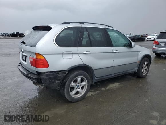 ✅ 2001 BMW X5 4.4i • VIN: WBAFB33571LH19064 • Lot: 49243495. Listed on Copart with 295,923 mi. Free auction sales archive from the USA and detailed vehicle history report at DreamBid. Image 3.