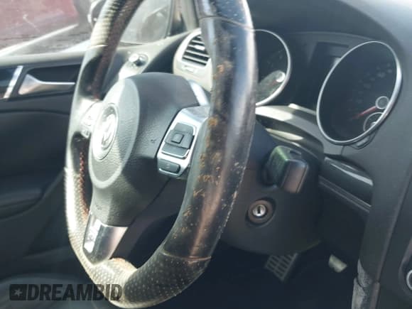 ✅ 2010 Volkswagen Golf GTI • VIN: WVWEV7AJ4AW394267 • Lot: 42617187. Listed on IAAI with Not provided. Free auction sales archive from the USA and detailed vehicle history report at DreamBid. Image 14.