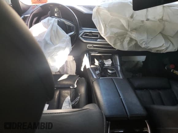 ✅ 2020 BMW X6 sDrive40i • VIN: 5UXCY4C07L9B92589 • Лот: 86602465. Опубликован ранее на Copart с пробегом Не указан. Бесплатный доступ к архиву аукционных продаж из США и подробный отчёт об истории автомобиля на DreamBid. Изображение 8.