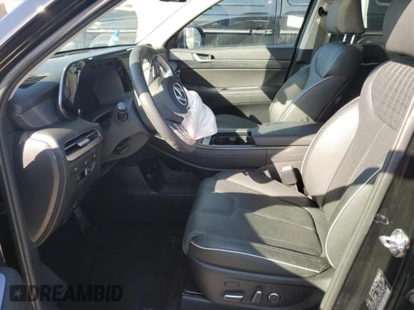 ✅ 2024 Hyundai Palisade Limited • VIN: KM8R5DGE7RU741913 • Лот: 77244644. Опубликован ранее на Copart с пробегом 3 585 миль. Бесплатный доступ к архиву аукционных продаж из США и подробный отчёт об истории автомобиля на DreamBid. Изображение 7.