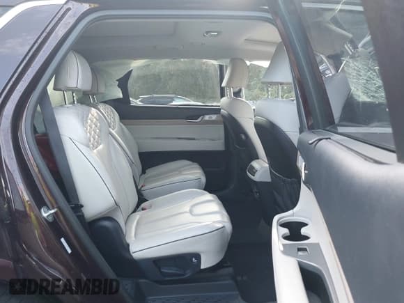 ✅ 2021 Hyundai Palisade Limited • VIN: KM8R54HE5MU285319 • Лот: 43200147. Опубликован ранее на IAAI с пробегом 103 543 миль. Бесплатный доступ к архиву аукционных продаж из США и подробный отчёт об истории автомобиля на DreamBid. Изображение 8.