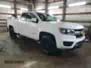 2020 Chevrolet Colorado 4WD LT z VIN 1GCHTCEA3L1158358, wystawiony jako Copart lot #78077744 z przebiegiem 83 084 mil mil oraz Czysty tytuł • Clean title. Historia ofert i sprzedaży dostępna na DreamBid. Obrazek 4.