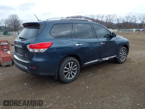 ✅ 2013 Nissan Pathfinder SV • VIN: 5N1AR2MM9DC648715 • Lot: 43770620. Wystawiony na IAAI z przebiegiem 196 400 mil. Bezpłatny archiwum sprzedaży aukcyjnych z USA i szczegółowy raport historii pojazdu na DreamBid. Zdjęcie 4.