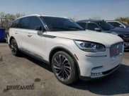✅ 2023 Lincoln Aviator Reserve • VIN: 5LM5J7WC3PGL22588 • Лот: 68320995. Опубликован ранее на Copart с пробегом Не указан. Бесплатный доступ к архиву аукционных продаж из США и подробный отчёт об истории автомобиля на DreamBid. Изображение 4.