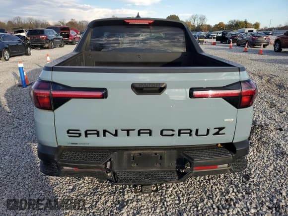✅ 2022 Hyundai Santa Cruz SEL • VIN: 5NTJBDAE4NH028413 • Lot: 90651505. Listed on Copart with 47,102 mi. Free auction sales archive from the USA and detailed vehicle history report at DreamBid. Image 6.