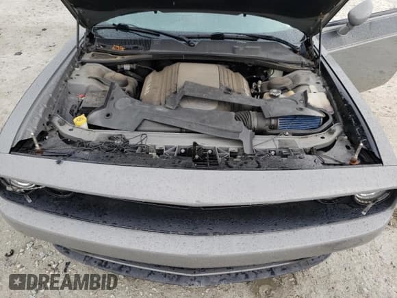 ✅ 2018 Dodge Challenger T/A • VIN: 2C3CDZBT2JH112166 • Lot: 60901164. Wystawiony na Copart z przebiegiem Nie podano. Bezpłatny archiwum sprzedaży aukcyjnych z USA i szczegółowy raport historii pojazdu na DreamBid. Zdjęcie 11.