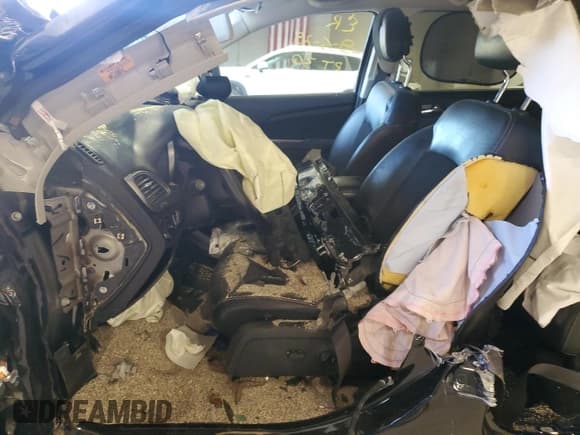 ✅ 2019 Dodge Journey Crossroad • VIN: 3C4PDDGG3KT794933 • Лот: 68431085. Опубликован ранее на Copart с пробегом Не указан. Бесплатный доступ к архиву аукционных продаж из США и подробный отчёт об истории автомобиля на DreamBid. Изображение 7.