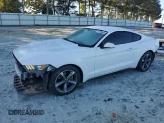 ✅ 2016 Ford Mustang V6 • VIN: 1FA6P8AM4G5250897 • Lot: 82430305. Listed on Copart with 121,555 mi. Free auction sales archive from the USA and detailed vehicle history report at DreamBid. Image 1.