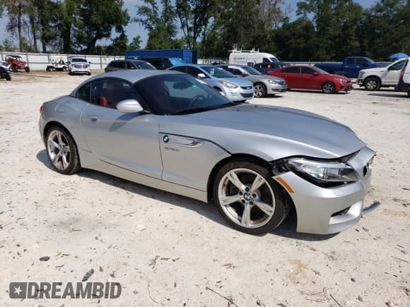 ✅ 2016 BMW Z4 sDrive28i • VIN: WBALL5C50G5A21212 • Лот: 75772304. Опубликован ранее на Copart с пробегом 37 959 миль. Бесплатный доступ к архиву аукционных продаж из США и подробный отчёт об истории автомобиля на DreamBid. Изображение 4.