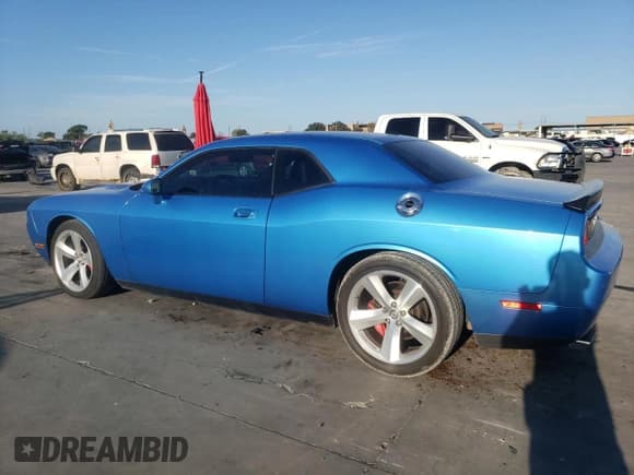 ✅ 2010 Dodge Challenger SRT-8 • VIN: 2B3CJ7DW0AH137102 • Lot: 66443504. Wystawiony na Copart z przebiegiem 86 225 mil. Bezpłatny archiwum sprzedaży aukcyjnych z USA i szczegółowy raport historii pojazdu na DreamBid. Zdjęcie 2.