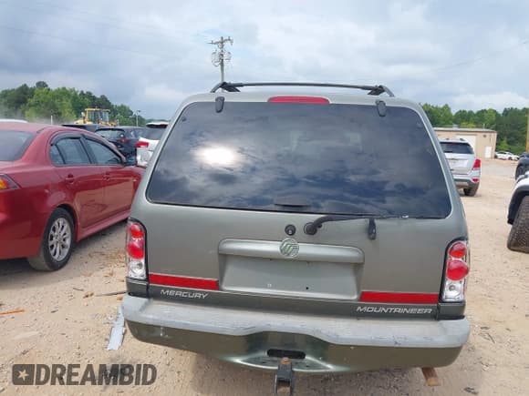 ✅ 2000 Mercury Mountaineer • VIN: 4M2ZU76E1YUJ14370 • Lot: 42782221. Listed on IAAI with 146,592 mi. Free auction sales archive from the USA and detailed vehicle history report at DreamBid. Image 16.