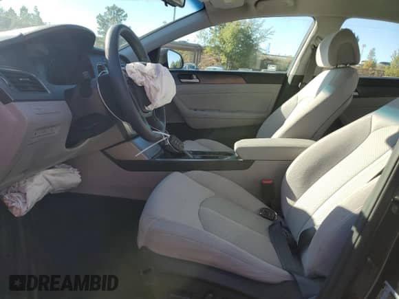 2016 Hyundai Sonata Sport with VIN 5NPE34AF6GH419653, listed as a Copart auction lot 89590375 with 68,913 mi miles and Salvage title. Bid and sale history available at DreamBid. Image 7.