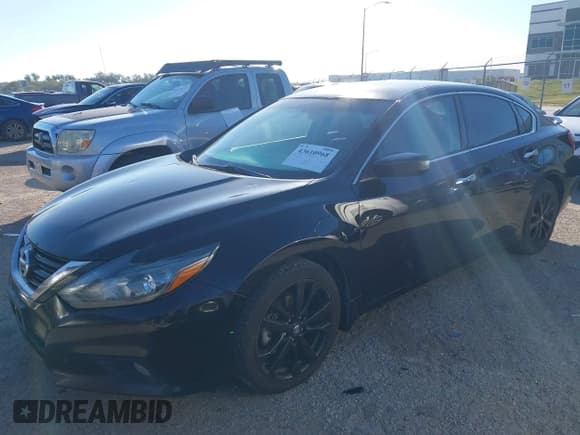 ✅ 2017 Nissan Altima SR • VIN: 1N4AL3AP0HC496281 • Lot: 43610968. Listed on IAAI with 191,091 mi. Free auction sales archive from the USA and detailed vehicle history report at DreamBid. Image 2.